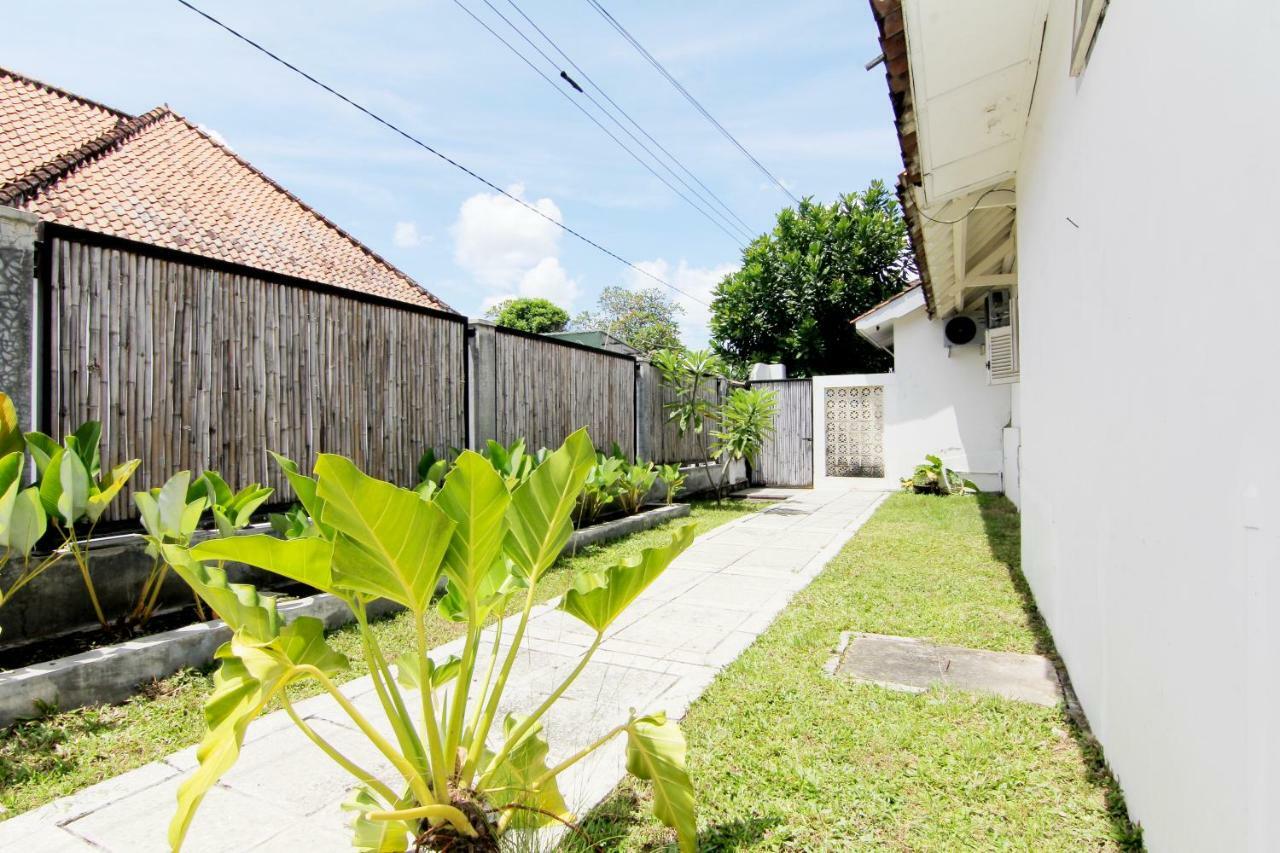 Omah Heritage Yogyakarta Hostel Exterior photo